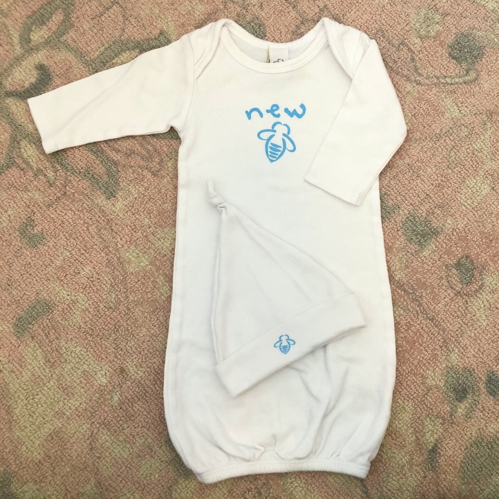 BeeAttitudes New Bee White Sleeper Gown and Hat 3m